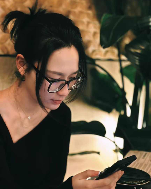 无极曦哲